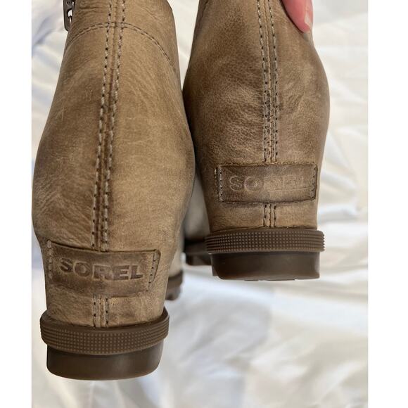 Sorel Women's Joan of Arctic Wedge II Tan Zip Ankle Booties Women's Size 9.5 - Picture 4 of 10